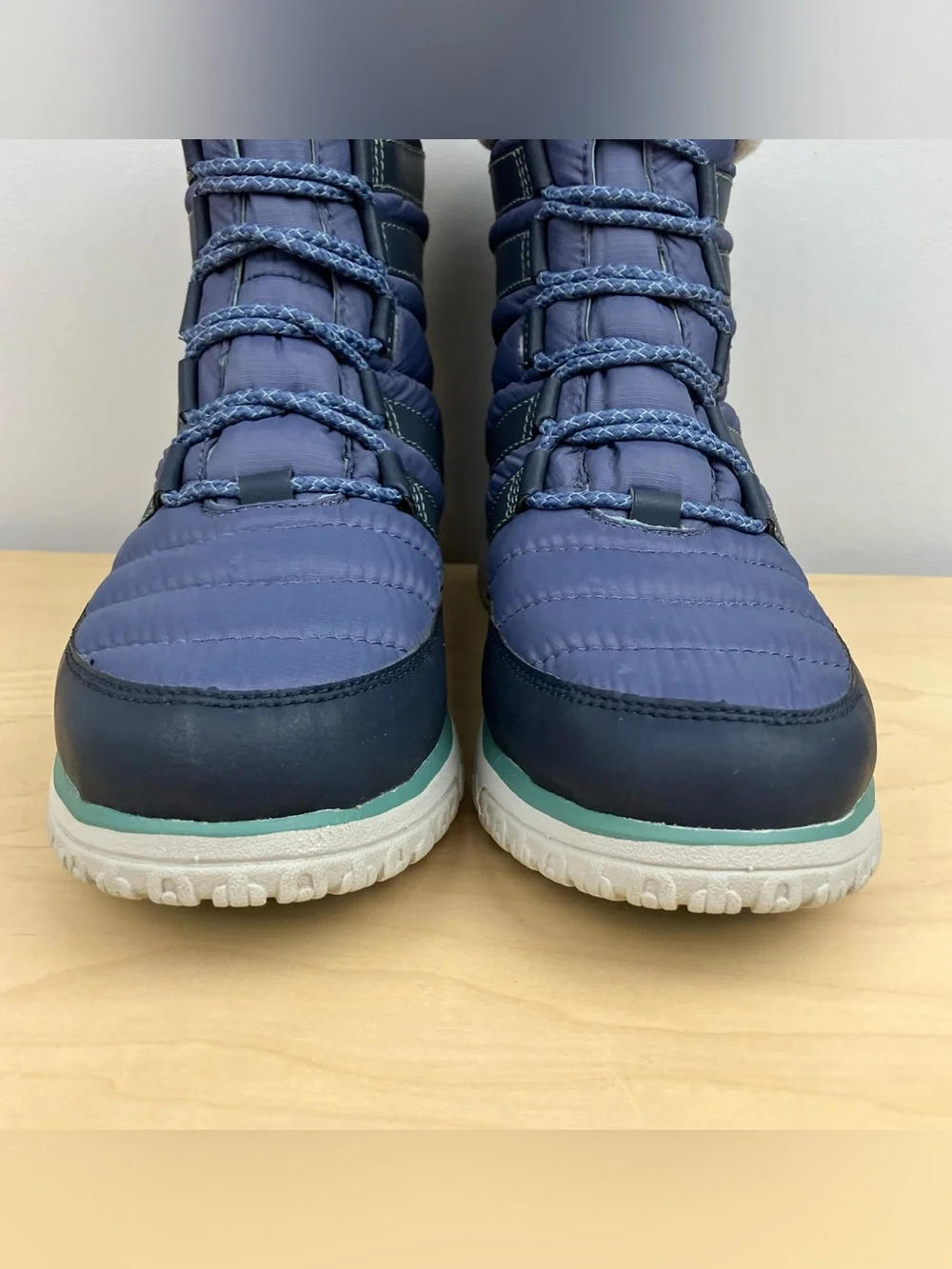 L.L. Bean Women’s Size 9.0 M Ultralight Insulated Pac Winter Boots Waterproof